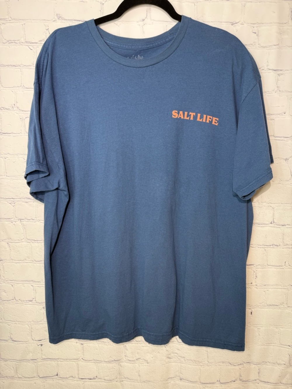 Salt Life size XL blue short sleeve t-shirt